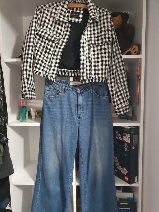 Hăinuța în carouri