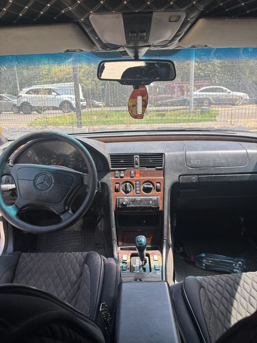 Продам Мерседес с180