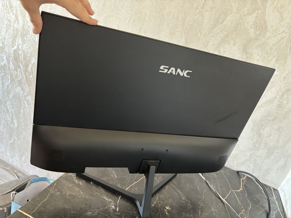 Мониторы хорошем состояние