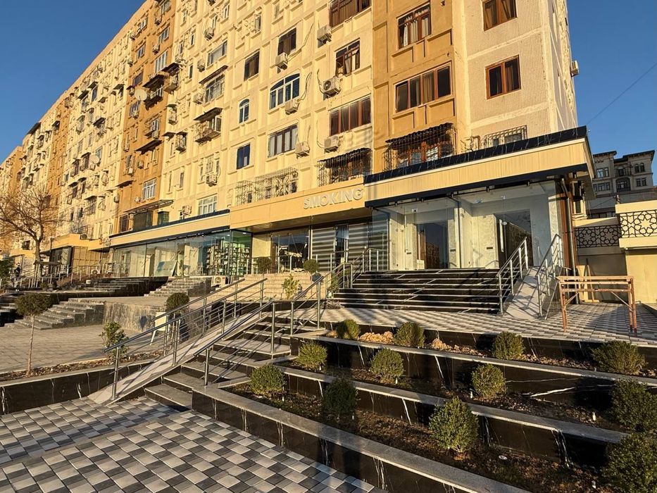 Продаётся помещения с готовым арендатором вдоль дороги | торец | Ганга