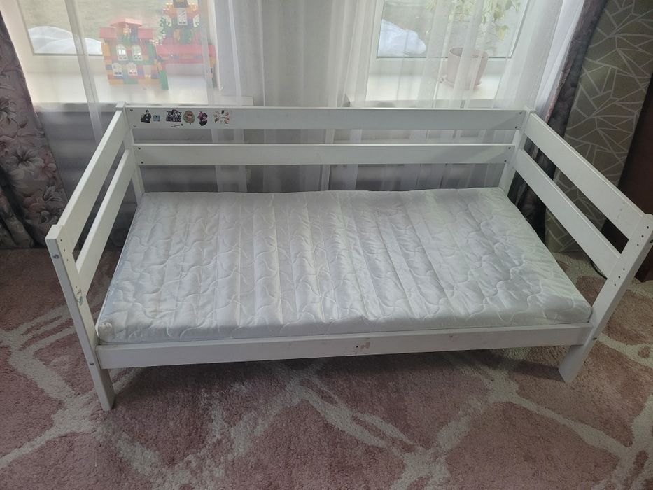 Продам 2 детские кроватки