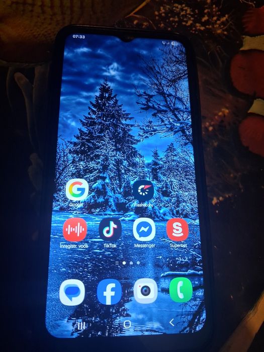 Samsung a 14 de un an jumate