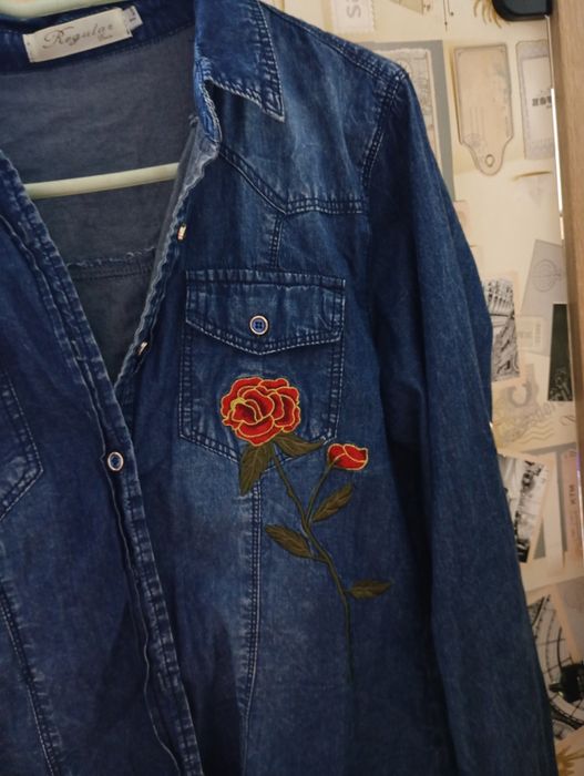 Cămașă de blugi cu imprimeu floral