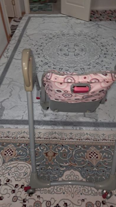 Детский столик хорошего качества