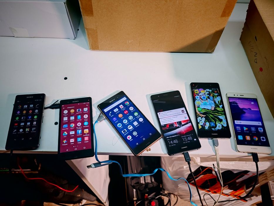 Lot 37 Telefoane la SUPER PRET ! Sunt Functionale !