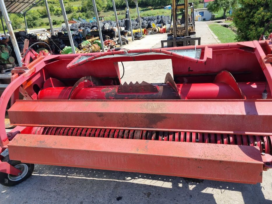 Schimb cu ingrasaminte/seminte/auto Heder semifân Combina siloz