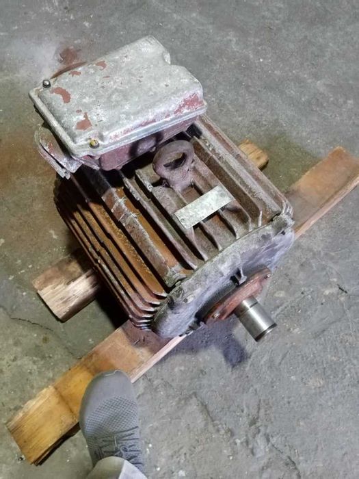 Электродвигатель 15 КВТ