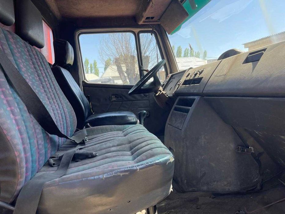 Mercedes-Benz 709D 1993 г