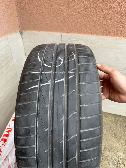 Летни Гуми 6mm Грайфер Hankook Ventus EVO 2 245/35/19