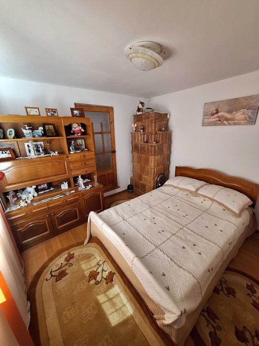 Casa la tara Movila Miresii