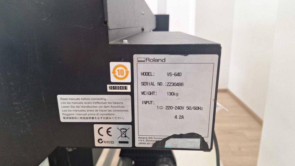 Vând imprimanta Print & Cut ROLAND  ( EcoSolvent )