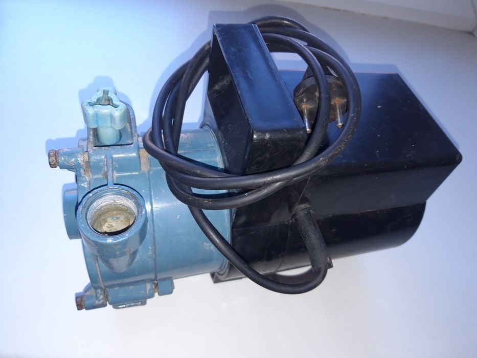 Насосы водяные поверхностные