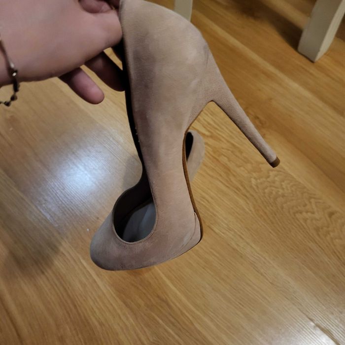 Обувки на висок ток  zara