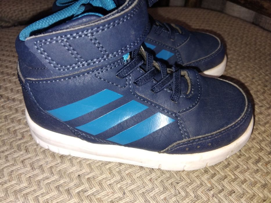 Детски обувки на Адидас, Найк