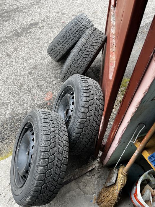 Jante logan 2  4x100 cu anvelope de fabrica  185 65 15