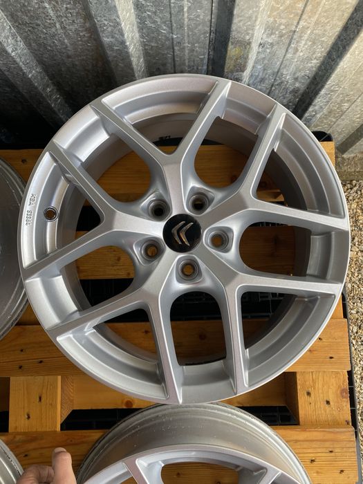 17 цола 5 х 108 мм Пежо  Peugeot 308 , 3008 , 4008 , Форд  Ситроен