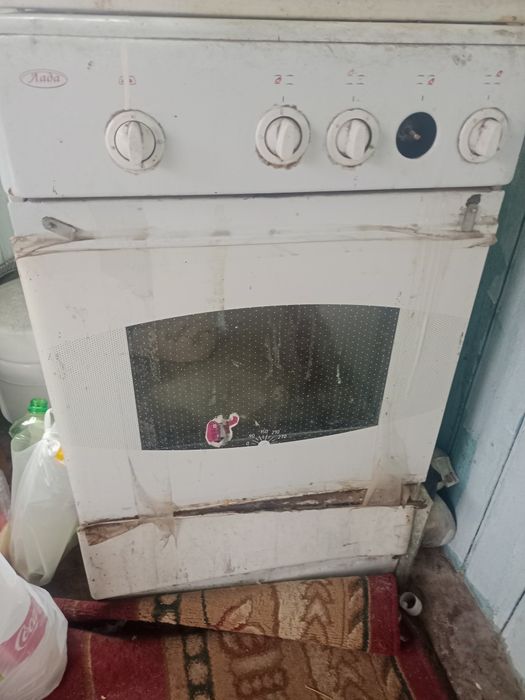 Продам газ плиту