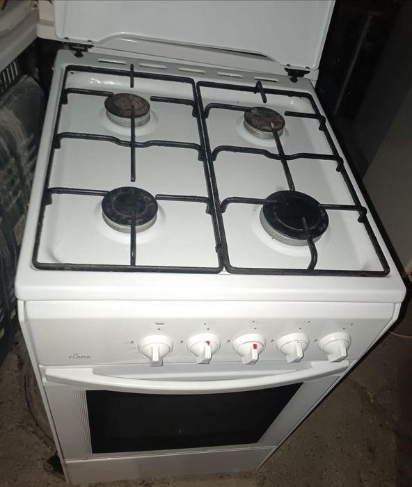 Газовая плита продаётся