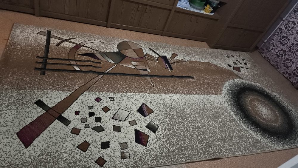 Продам палас 2*4