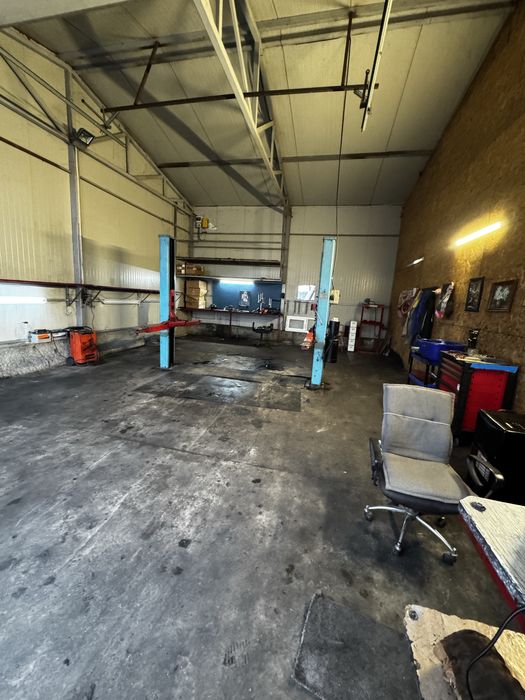 Inchirie Hala Craiova Brestei