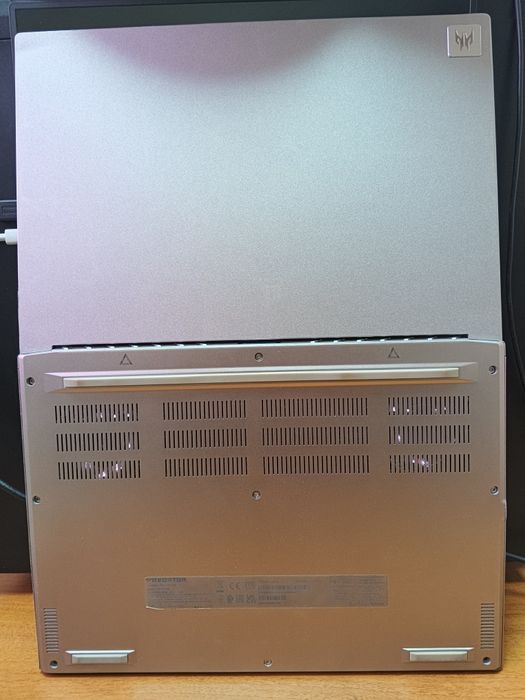 Ультрабук Acer Predator Triton 300 Special Edition