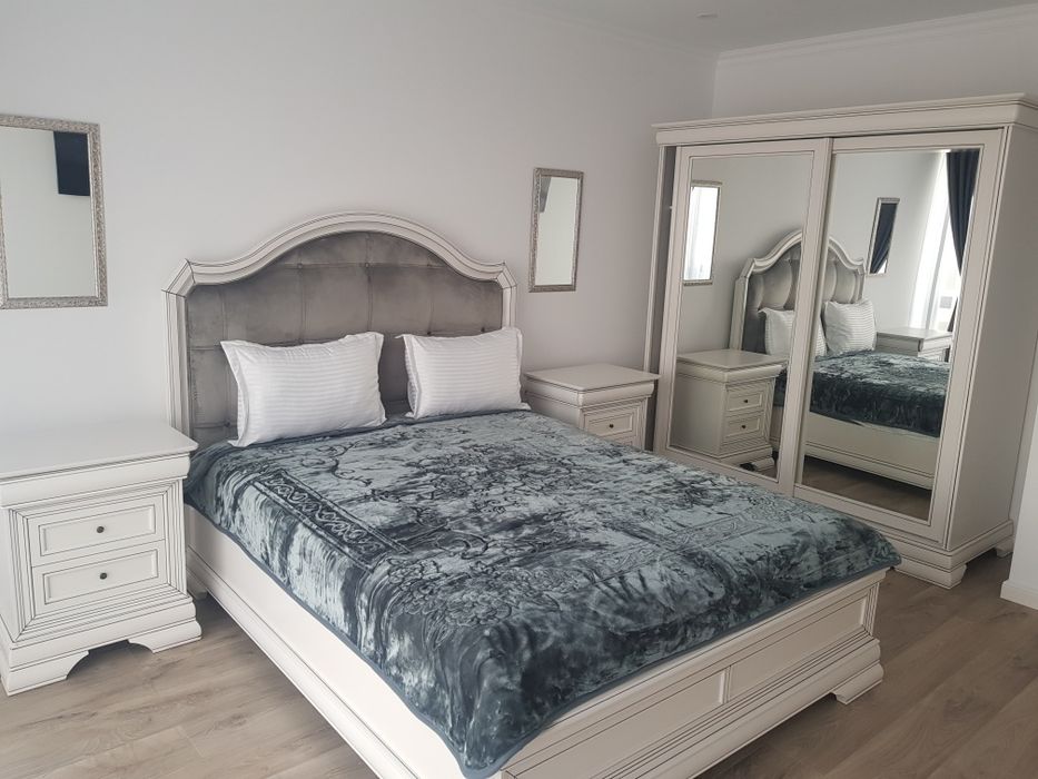 INCHIRIEZ/VAND vila Galați an constructie 2023