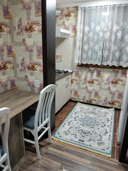 Сдам Помесячно центр 2 ком