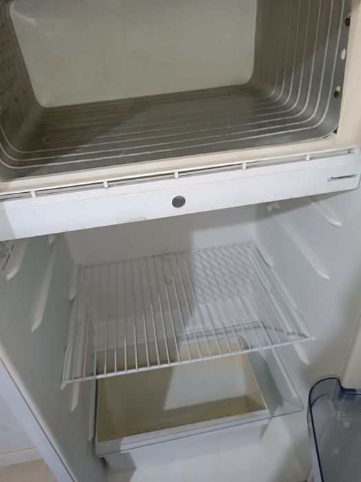 Продам холодильник срочно
