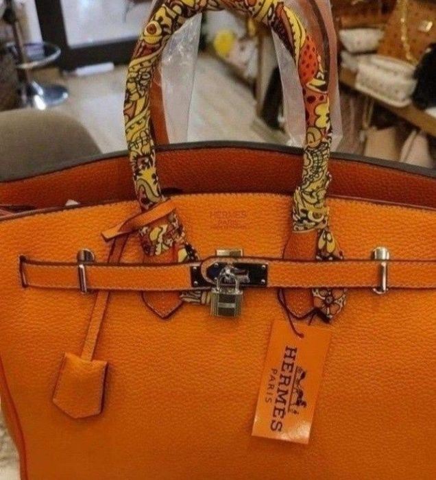 Geanta damă dimens.mare (40cmL) si medie (33cmL),model Kelly,saculet