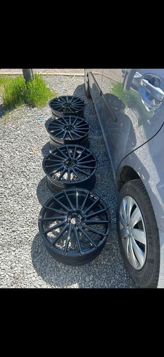 Джанти  19 5х112 може и със гуми