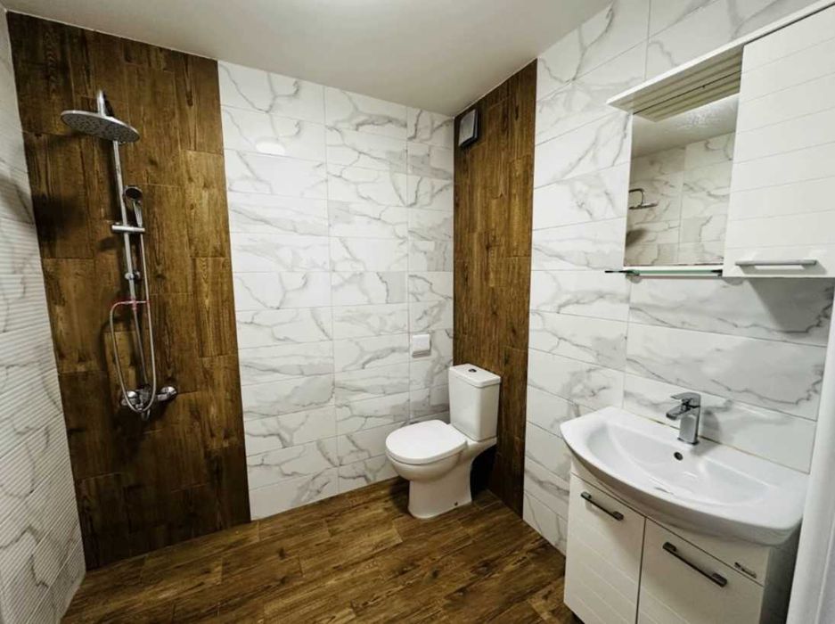 Дава се под наем Тристаен апартамент в София, Красно село - 102 кв.м за 896.58 € - Снимка #4