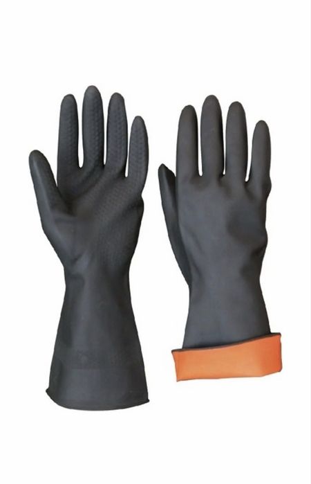 Перчатки с документами с НДС