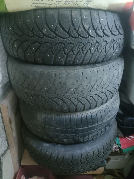 Диски с резиной R14 4 дырые