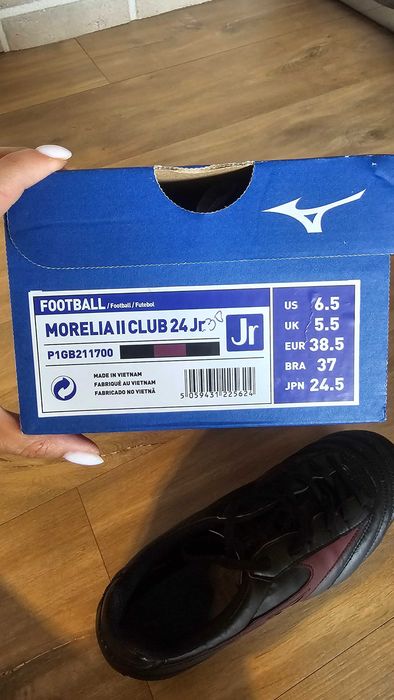 Бутонки Mizuno Morelia, номер 38,5, нови