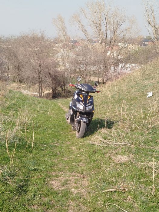 Продам мопед м8 за 95к