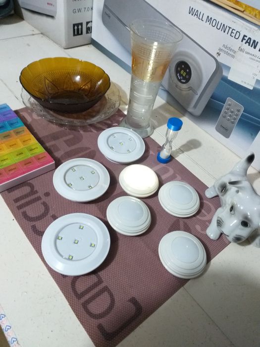 Lot Mai Multe Obiecte Decorative Functionale