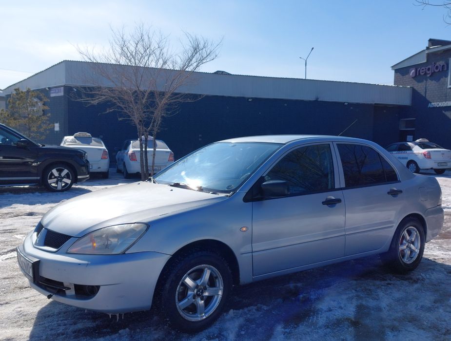 Продам Mitsubishi Lancer!