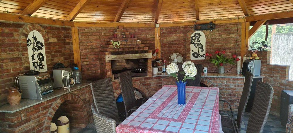 De vânzare – Casă modernă P+M, 135 mp utili, teren 680 mp, drum privat