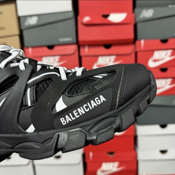 Balenciaga Track 3.0 LED