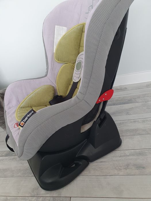 Столче за кола  BERTONI