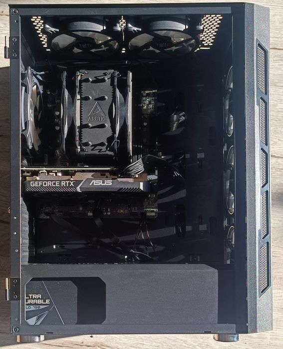 PC gaming Intel i5 12600K/RTX 3060 12GB/32Gb DDR5 / M2 512GB + 1TB HDD