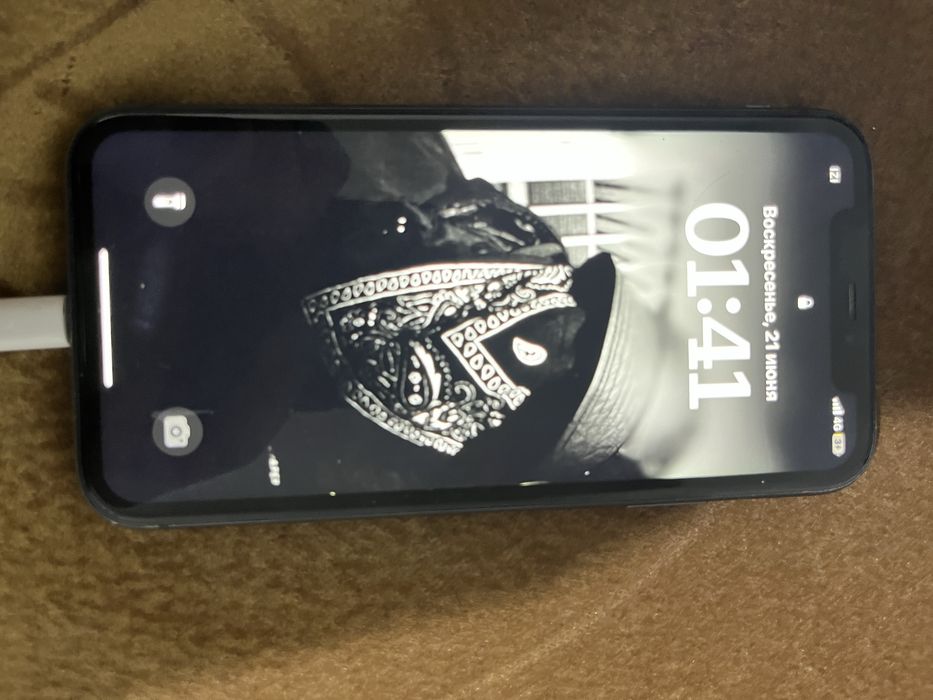 Iphone 11 64gb!!
