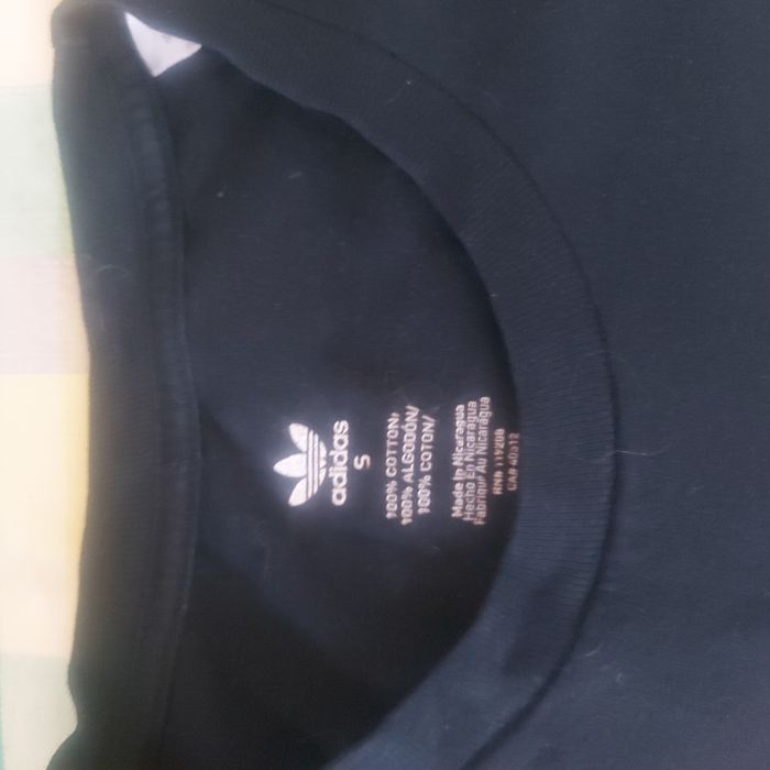 Vind tricou mărimea M preț 20 lei