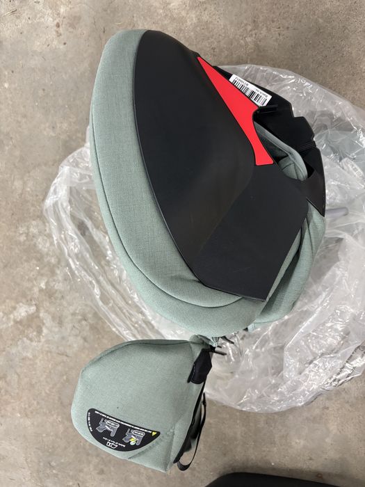 Столче за кола BeSafe iZi Turn B i-Size