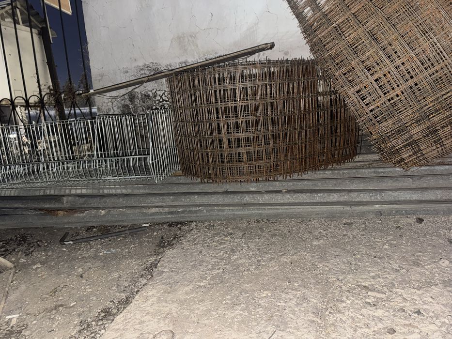 Продам проф лист сетка для фундамента