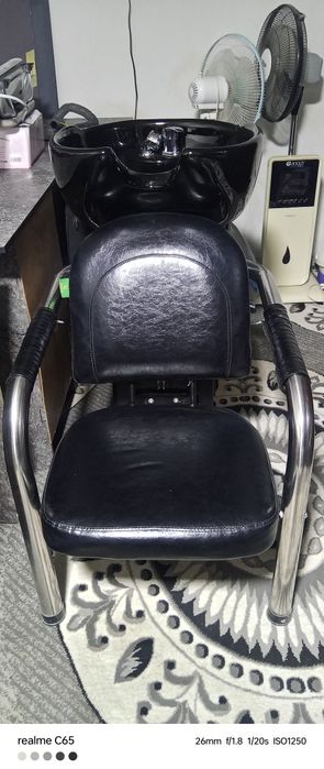 Продаётся всё для салона