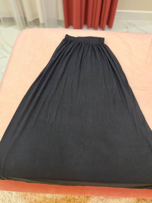Базовая чёрная юбка