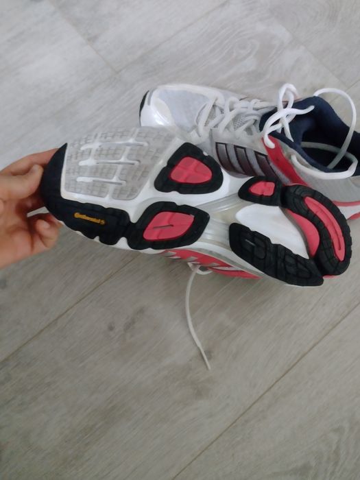 Дамски маратонки ADIDAS TERANOVA