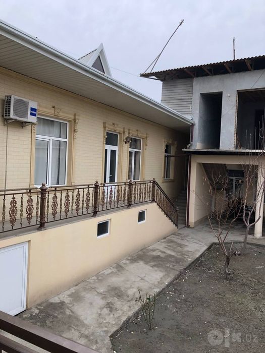 Yangi zamon xududida shinam xovli sotiladi