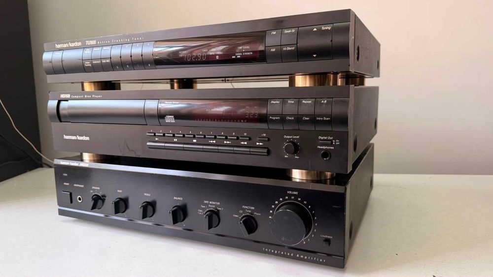 Linie Audio Top Harman Kardon – Amplificator HK6100 + CD HD7600 + TU9600 – Componente Rare